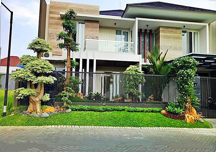 jasa perawatan taman berkala